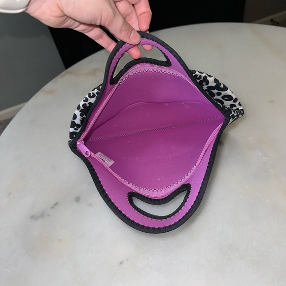 BYO Rambler Insulated Neoprene Lunch Bag Leopard - Picture 2 of 4